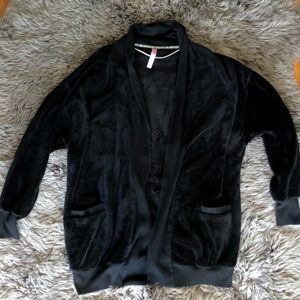 HUE Plush Lounge Open Sweater
